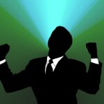 「朝5時起きはビジネスの基本だよ」がウザすぎる!|意識高い系との疲れない付き合い方10選